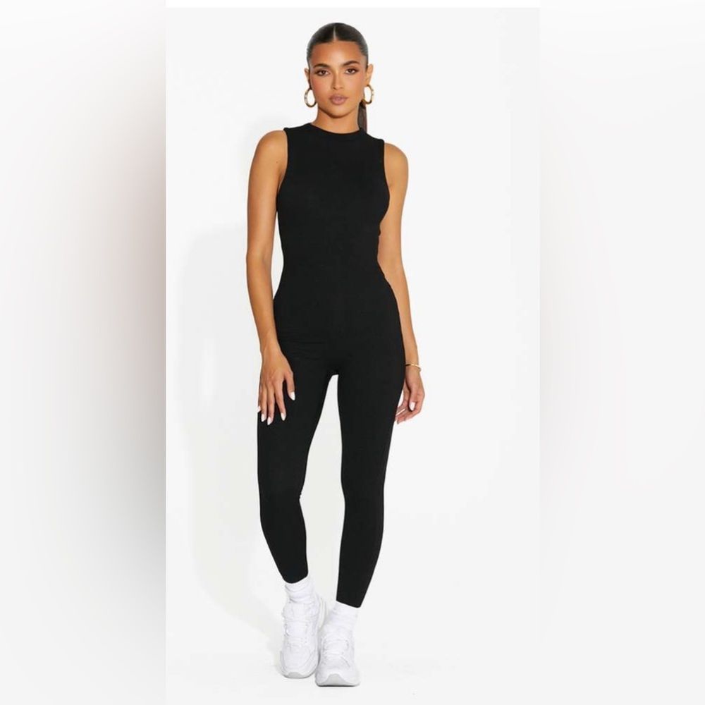 Black sleeveless jumpsuit-XS